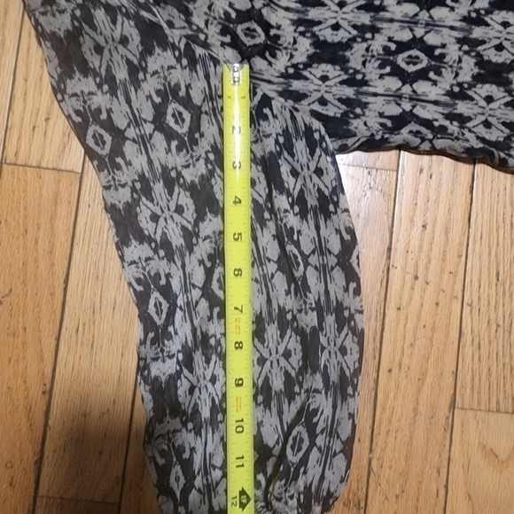 Faded Glory L (12-14) Black Combo Ikat Print Peasant Blouse Tunic Top - Picture 11 of 15